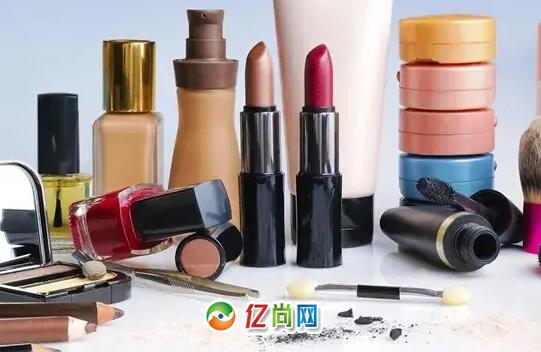 中国时尚电商网：国货引领美妆与化妆品市场持续快速发展态势