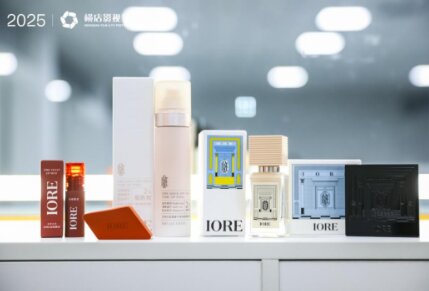 רҵױʦƷIORE꣬ԡӰӼױҵ±׼